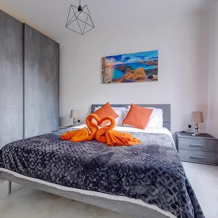 Modern Location * Sliema